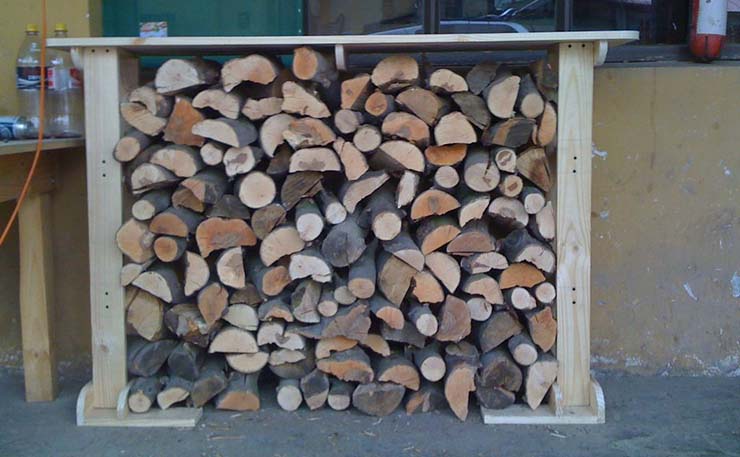 Храните дрова правильно! Создаем лучшие условия хранения