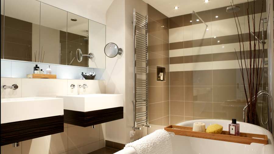 Рішення для невеликих ванних кімнат: компактні та функціональні сантехнічні системи для оптимізації простору